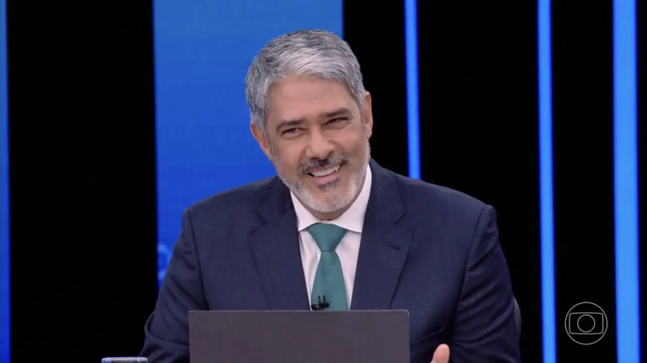 Fim de uma era: William Bonner deixa o Jornal Nacional após 29 anos e abre espaço para César Tralli assumir a bancada mais famosa do Brasil. E agora, quanto a Globo perde sem seu âncora histórico?