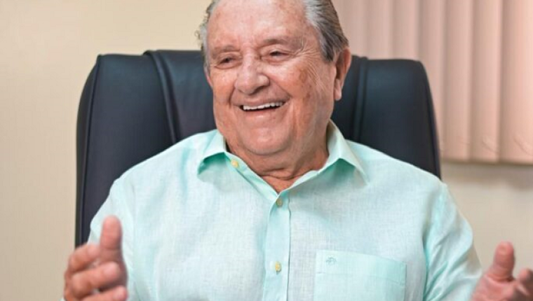 José Reinaldo Tavares recebeu alta em Brasília após tratamento contra linfoma